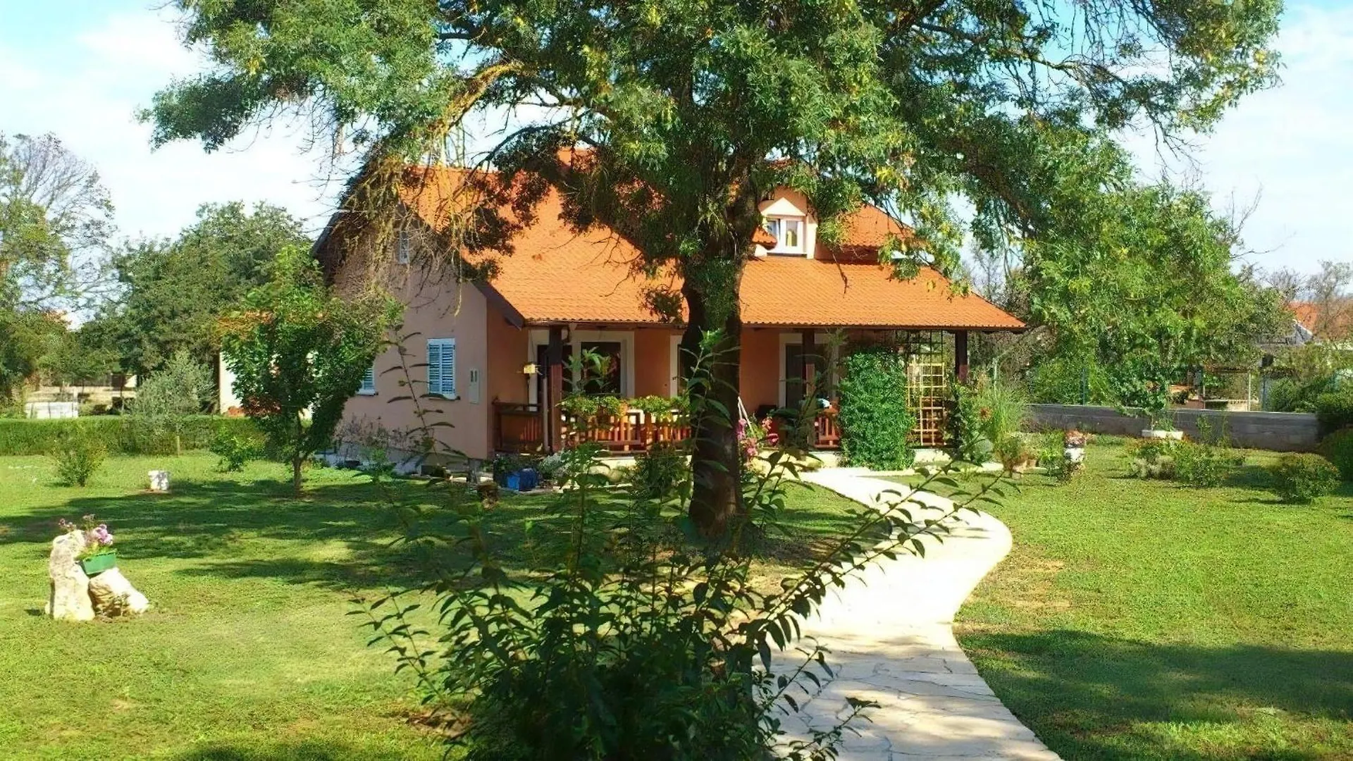 Haus Toni Fuer 9 Personen